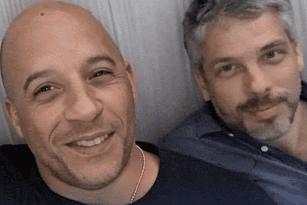 Paul Vincent, irmão gêmeo fraterno de Vin Diesel, esclarece diferença física entre eles