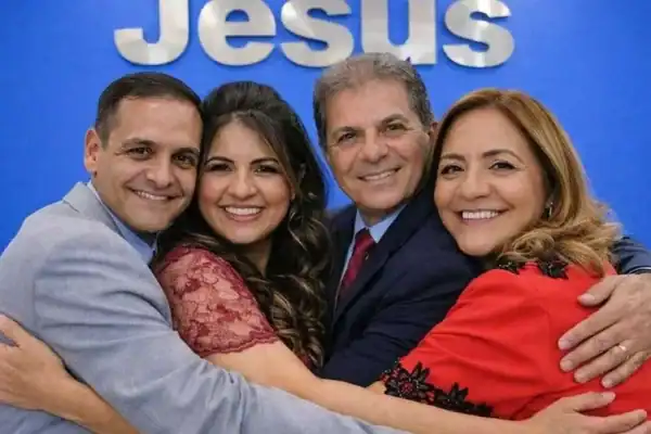 Pastor descobre possibilidade de ser pai dos próprios netos; entenda