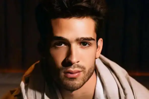 Após criticar exposição na web dos sobrinhos, internautas resgatam vídeos antigos de João Guilherme