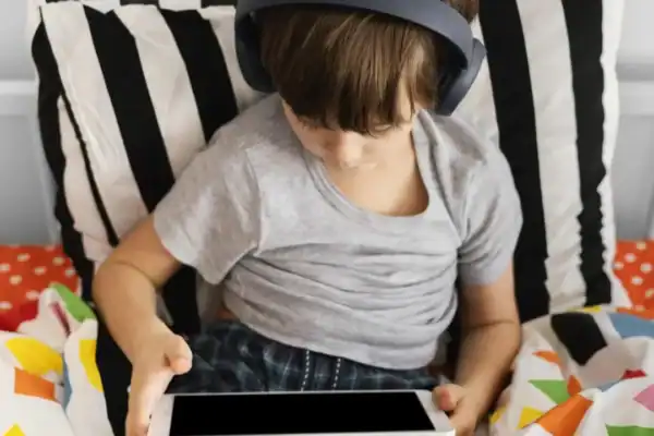 Uso de CPF de crianças por pais se torna problema crescente no Brasil