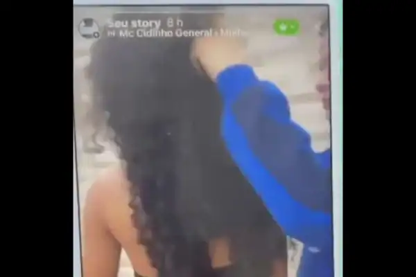 Jovem grávida tem cabelo raspado em vídeo de tortura