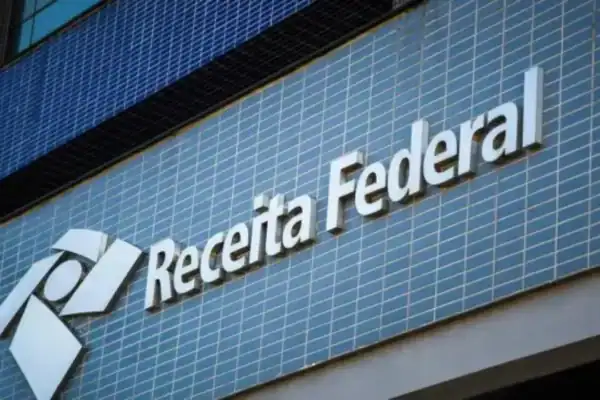 Receita Federal abre nesta terça consulta ao lote residual de restituição do IRPF; saiba como acessar