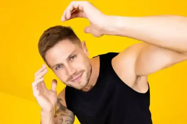 TV Globo planeja projetos para Jonas Sulzbach após eliminação no BBB 26