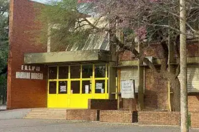 Estudante invade escola armado e provoca ataque em San Cristóbal