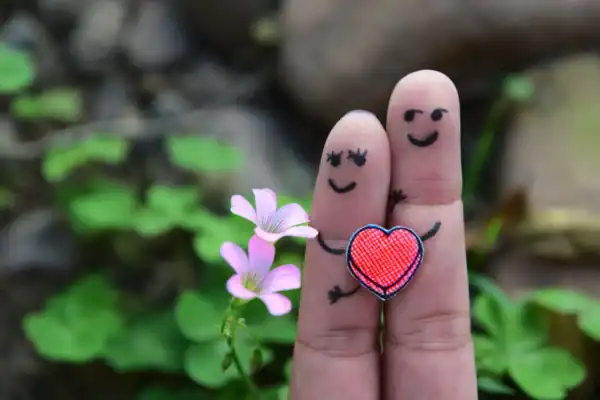 Descubra quais signos se declaram primeiro ao dizer ‘eu te amo’