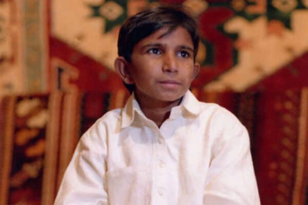Iqbal Masih foi vendido como escravo aos 4 anos e depois ajudou a libertar mais de 3.000 crianças antes de morrer aos 12