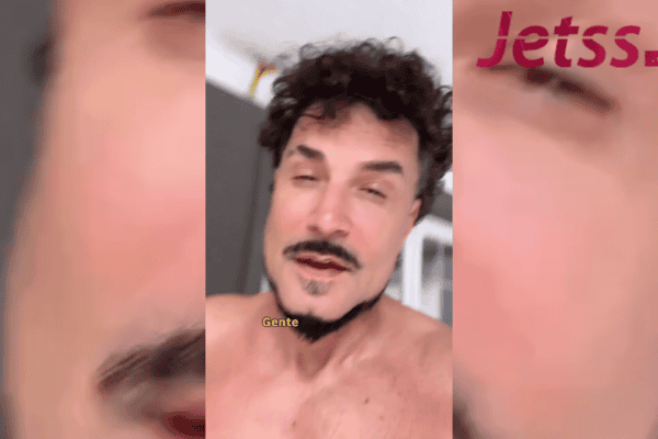 Latino reage após receber críticas por novo visual: “Hipocrisia”