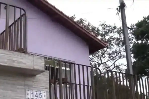 Vizinhos relatam horror ao encontrar idosas torturadas em casa durante assalto