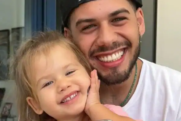 Zé Felipe anuncia fim de viagens dos filhos para a Copa: ‘Acabou’