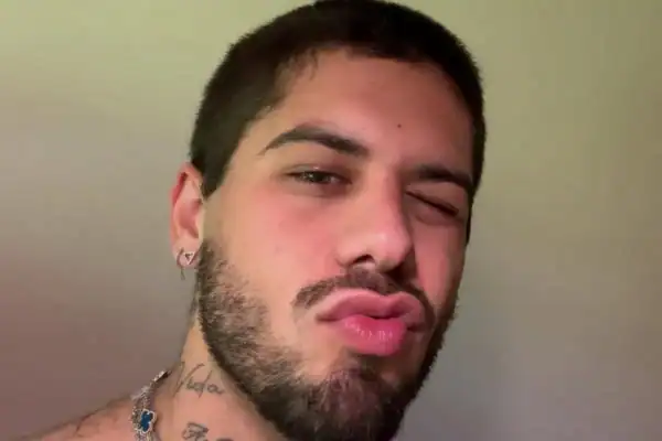 Reação de ex-namorado ao vídeo de influenciadora com Zé Felipe viraliza