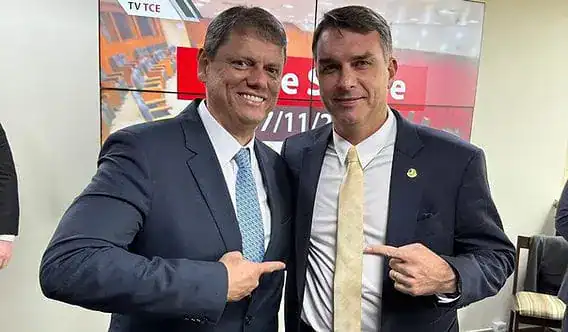 Bolsonaristas se dizem enganados por Tarcísio de Freitas em São Paulo