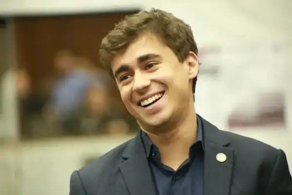 TCU arquiva investigação sobre uso de jatinho por Nikolas Ferreira