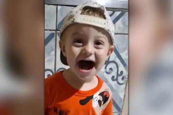 Menino de 1 ano e 4 meses morre atropelado pelo próprio pai em Chapecó