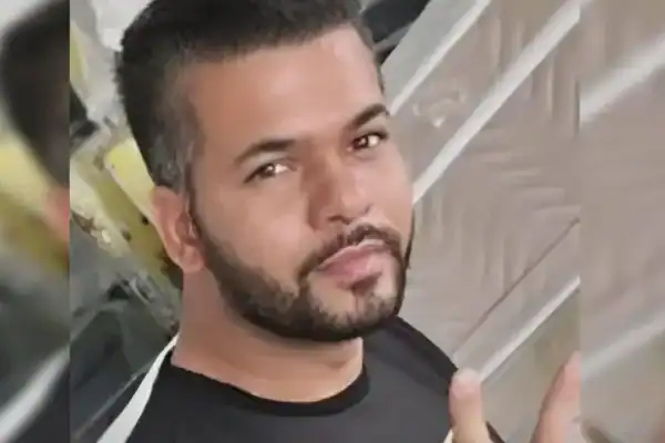 Homem é esfaqueado e morre durante relação sexual em carro no Distrito Federal