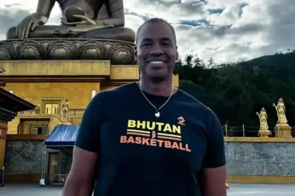 Primeiro atleta assumidamente gay da NBA morre aos 47 anos; entenda os detalhes