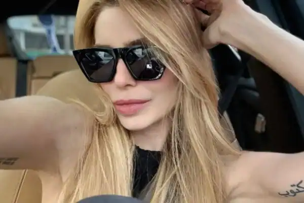 Atriz revela mensagens insistentes de jogador casado cotado para a Copa