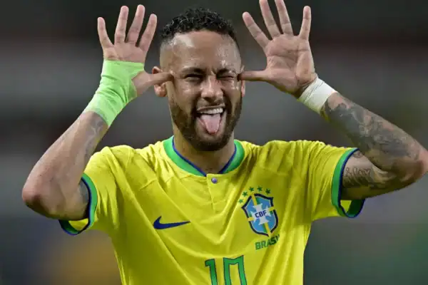 IA prevê convocação do Brasil para Copa do Mundo e avalia chances de Neymar