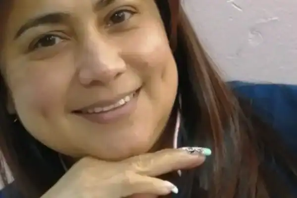 Vídeo registra médico arrastando paciente desaparecida após lipoaspiração fora da clínica