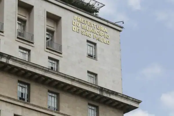 Procurador da Prefeitura de São Paulo sofre facadas desferidas pelo companheiro