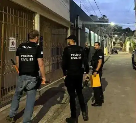 Filha é detida por mandar matar o pai e razão espanta até a polícia