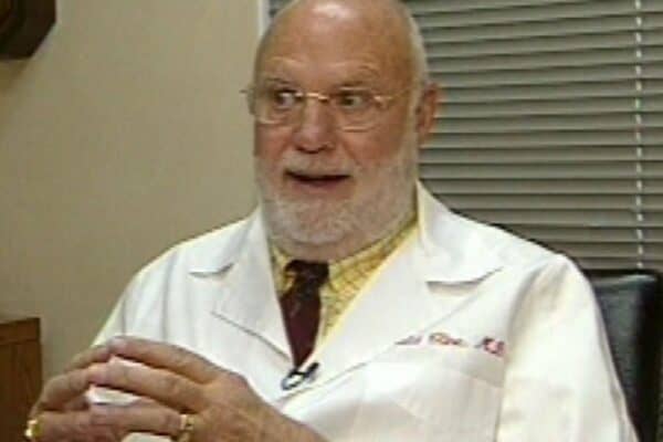 Inimaginável! Médico engana mulheres e mistura seu material biológico para ter 94 filhos