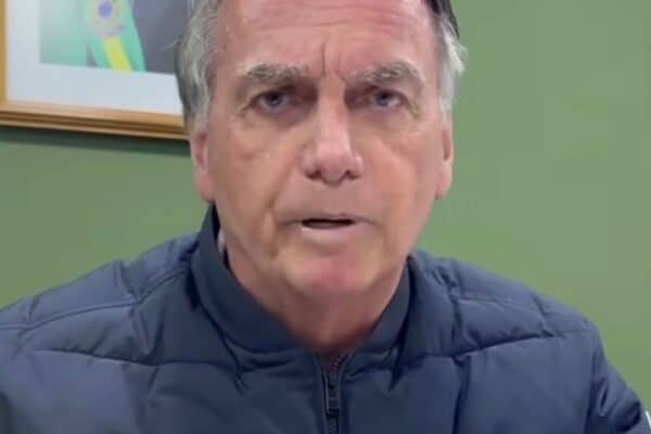 Doente e debilitado, Bolsonaro pode voltar ao regime fechado