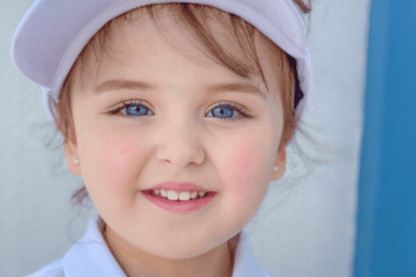 Conheça a criança considerada a mais bonita do Brasil