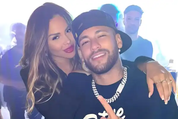 Ex-affair de Neymar se envolve em polêmica com vizinhos e caso é exposto na web