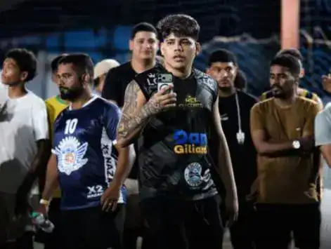 Despedida do influenciador ‘Rei do Corte’ atrai multidão e emociona moradores