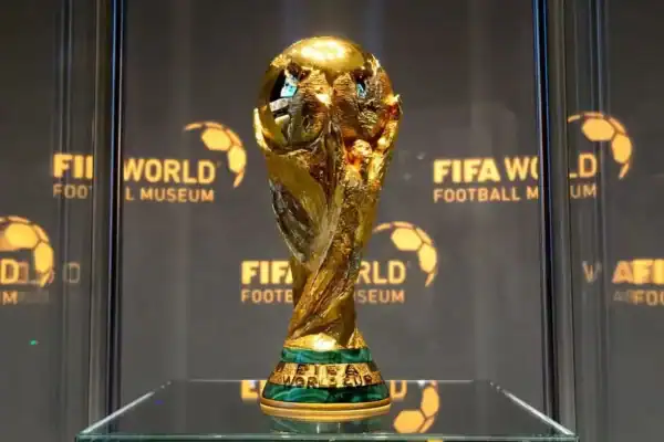 Superstição astrológica que eliminou o Brasil da Copa de 2006 retorna ao debate; entenda