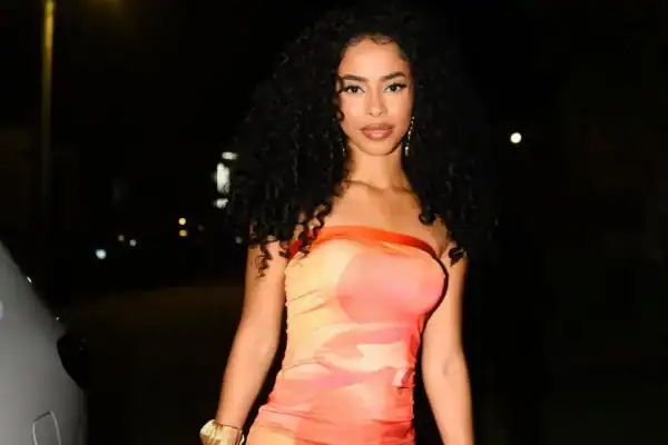Lorena Maria chora ao revelar que foi vítima de abuso sexual