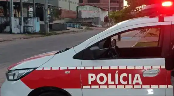 Vídeo: PM é afastado após desferir sequência de socos em homem durante festa junina