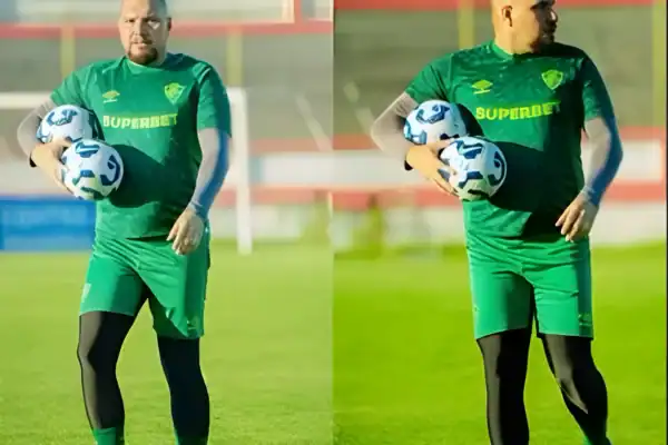 ‘Eu não vi o gol porque estava de olho na bola’: gandula revela bastidores de profissão pouco conhecida no futebol