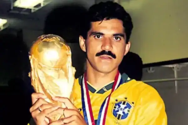Quem é o ex-zagueiro da Seleção detido antes da Copa do Mundo de 2026