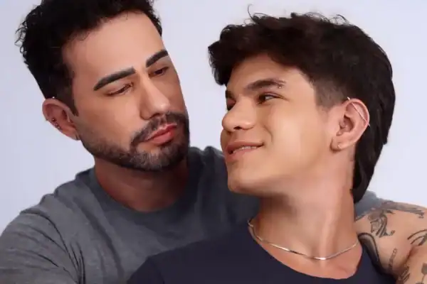 Influenciador Arthur Borges se pronuncia após vazamento de vídeo íntimo: ‘Me garanto’