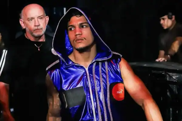 Boxeador Hudson Kayan é preso após acusação de agressão à mãe de seu filho