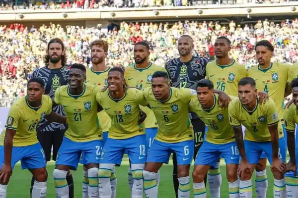 Lei quer proibir convocação na Seleção de jogadores e técnicos que atuam no exterior