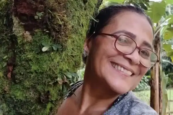 Dona de pousada é presa por morte de cozinheira após carona