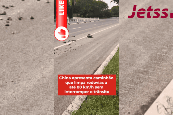 China apresenta caminhão que limpa rodovias a até 80 km/h sem interromper o trânsito
