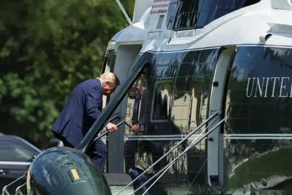 Autoridades dos EUA investigam incidente de segurança com Marine One que transportava Donald Trump