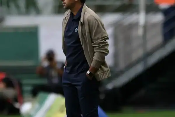 Abel Ferreira admite que Palmeiras esteve abaixo contra o Inter e que faltou inspiração