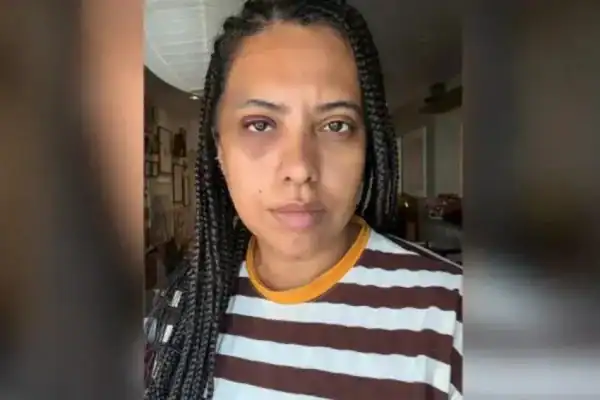 Influenciadora é agredida a socos em roda de samba e relata descaso na delegacia