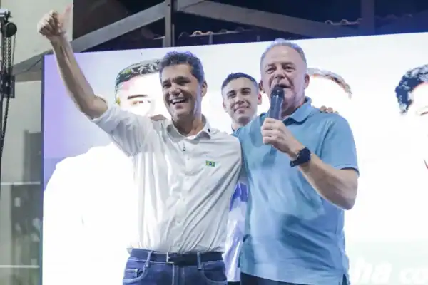 Ferraço lidera disputa pelo governo do ES com 35% e Pazolini tem 28%, aponta Quaest