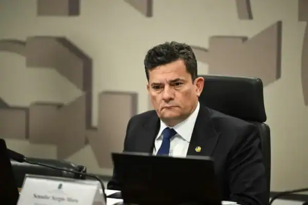 Moro encabeça disputa pelo governo do Paraná com 45%; Requião Filho tem 24%, diz Paraná Pesquisas