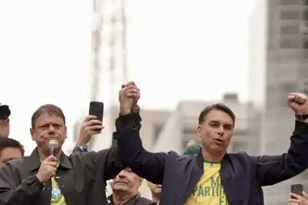Tarcísio afirma que São Paulo não deve eleger senadores de esquerda