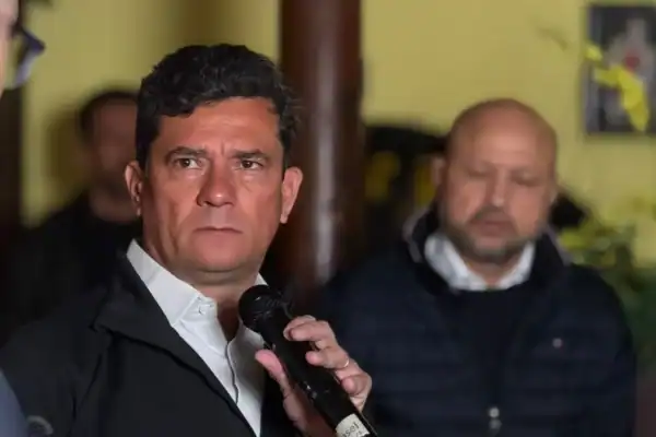 Moro sugere ampliar e integrar câmeras para reforçar segurança em todo o Paraná