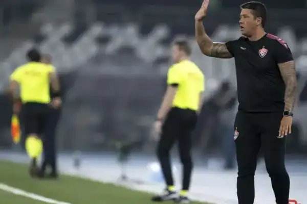 Remo oficializa Thiago Carpini para a reta final do Brasileirão