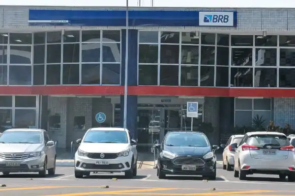 Após a eleição, BRB não enfrentará mais dificuldades, assegura governadora do DF