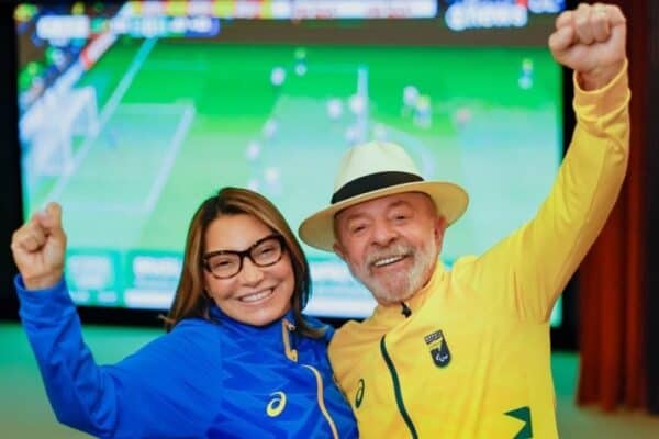 Lula viaja a Nova York com comitiva de pelo menos 73 pessoas