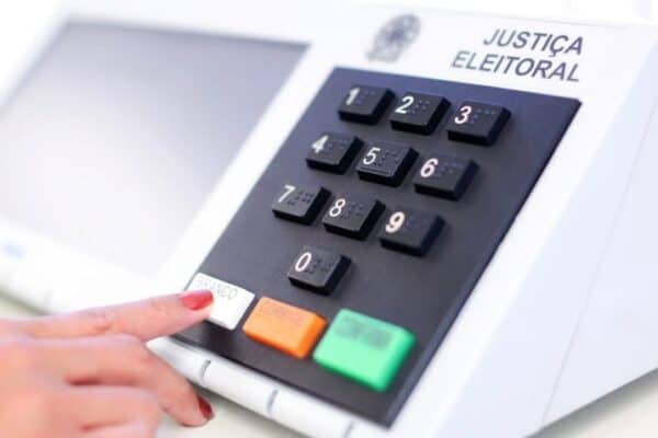 Regras para uso de IA e propaganda dos candidatos nas eleições de 2026